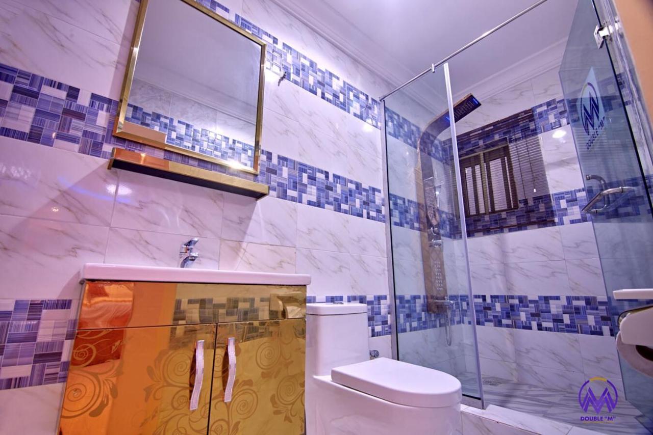 Double M Exquisite Suites And Lounge Lekki Ogombo Εξωτερικό φωτογραφία